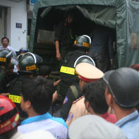 Tin tức trong ngày - Vụ đánh Phó Giám đốc sở GTVT: Bắt nhiều nghi can