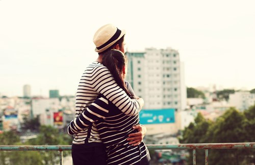 MV mới Vân Ngô ngập tràn cảnh "yêu" - 3