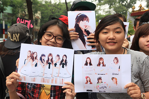 HOT: Fan Việt cuồng nhiệt đón thần tượng A-Pink - 7