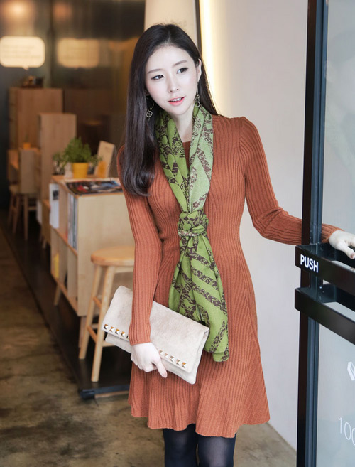Bí quyết diện váy tới sở mùa thu đông - 14