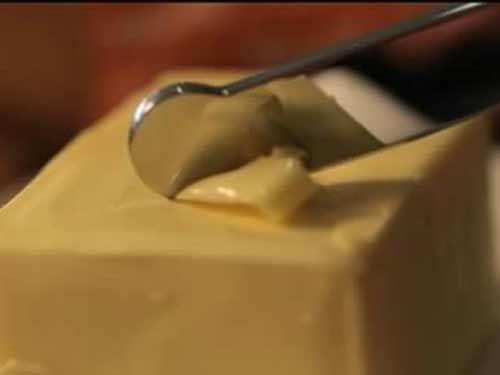 Những ca tự phẫu thuật rùng rợn nhất - 4