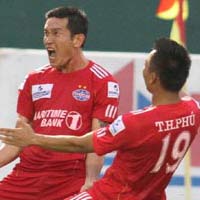 Bóng đá - Từ vụ Chí Công kiện Bình Dương: Hàng trăm tỉ đồng bị trốn thuế?