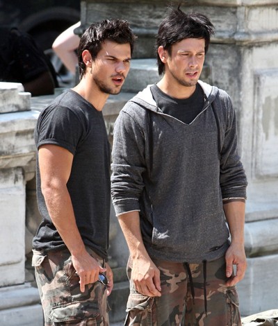 Những bản sao giống nhau kỳ lạ - 8