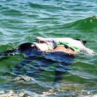 Tin tức trong ngày - Vụ vợ chồng buộc tay trôi sông: Vì con lêu lổng