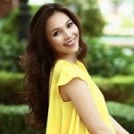 Ca nhạc - MTV - Hiền Thục vàng rực rỡ xuống phố