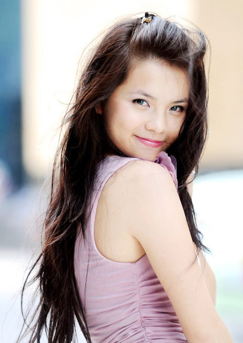 Ngỡ ngàng 5 cô em gái của sao Việt - 7