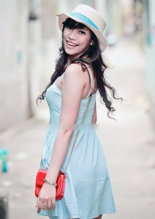 Ngỡ ngàng 5 cô em gái của sao Việt - 10