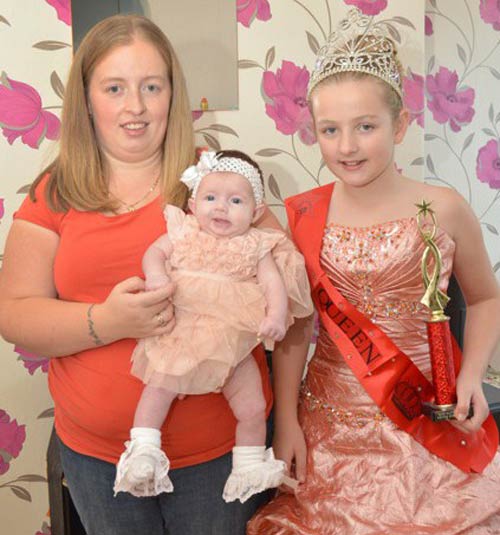 Anh: Bé gái dự thi hoa hậu từ trong bụng mẹ - 1