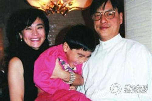 Giật thót những vụ hành hung, sỉ nhục Cbiz - 6