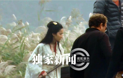 Lưu Diệc Phi đóng cảnh nóng với sao Hollywood - 5