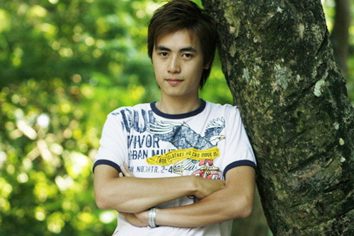 HOT: 5 cậu em điển trai của sao Việt - 11