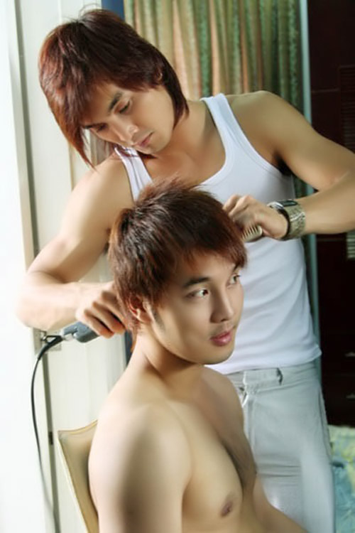 HOT: 5 cậu em điển trai của sao Việt - 3