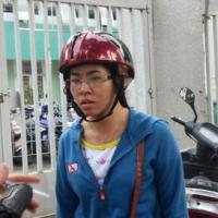 Pháp luật - Tấp vào lề đường nghe ĐT vẫn bị giật iPhone 5