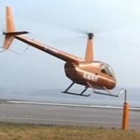 Tin tức trong ngày - TQ: Phi công dùng trực thăng mở nắp chai bia