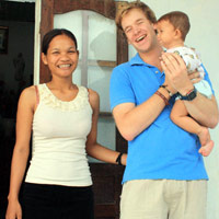 Tin tức trong ngày - Chàng trai Tây đóng khố xin ở rể Tây Nguyên