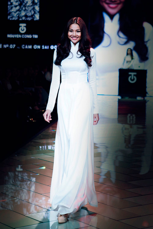 Thổn thức vì áo dài "made in Sài Gòn" - 11