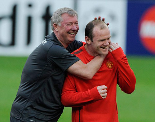 Cựu HLV ĐT Anh “kể tội” Sir Alex - 2