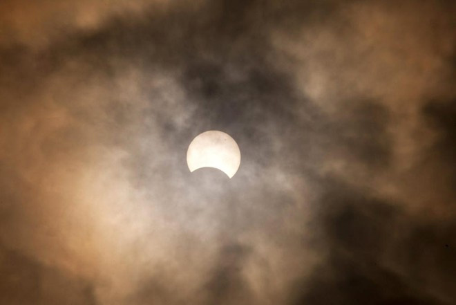 Nhật thực lai xuất hiện ở Mỹ, châu Âu, châu Phi - 8
