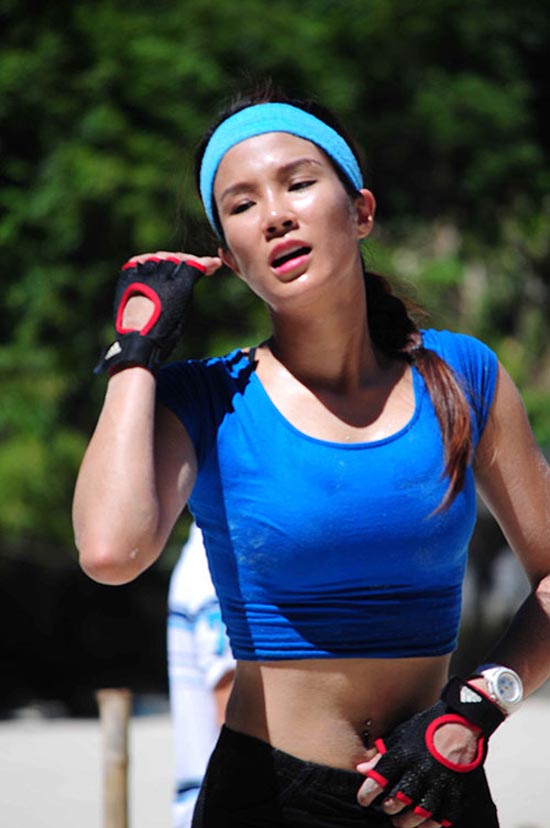 "Gái hư" V-biz ngoan bất ngờ - 11