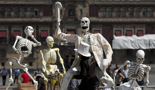 Mexico: "Xác ướp" cuỗm 77.000 USD trang sức - 1