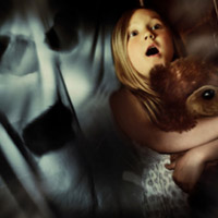 Tin tức trong ngày - Phạt "dọa ma" trẻ con: Mức nào là đúng?