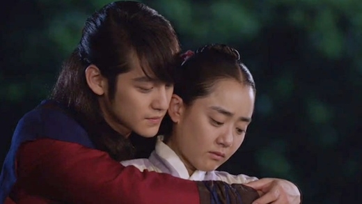 5 bí mật về mối tình Kim Bum, Moon Geun Young - 4