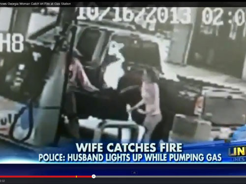 Mỹ: Chồng hút thuốc ở cây xăng, vợ bốc cháy - 1