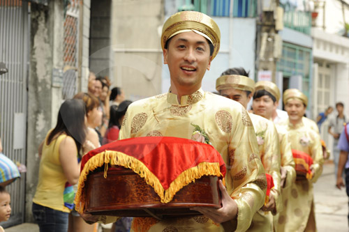 Hà Tăng bồi hồi nhớ 1 năm ngày cưới - 7