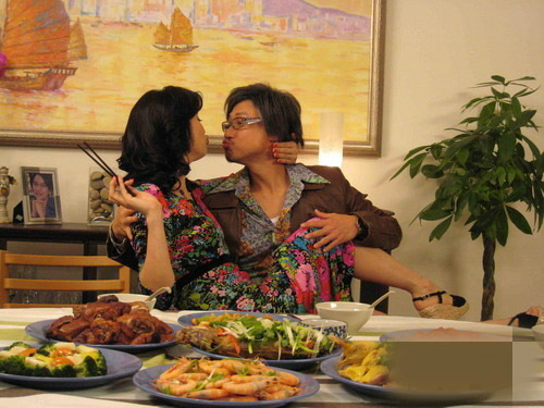 Thú vị hậu trường cảnh ăn cơm - 4