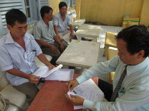 Bác sĩ cắt nhầm thận không đến hòa giải - 1