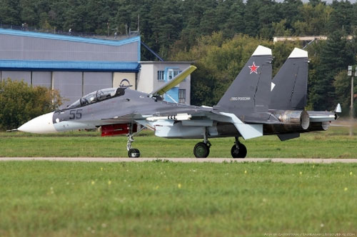 Cận cảnh "sát thủ bầu trời" Su-30SM - 13