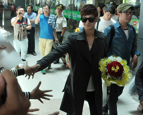 Những sao ngoại “thu phục” fan Việt - 4