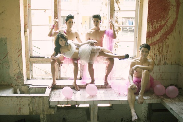 3 mỹ nhân Việt bất ngờ “nổi loạn” - 4