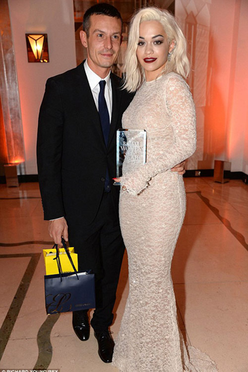 Sửng sốt con trai lớn của Victoria Beckham - 8