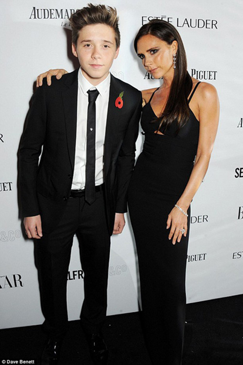 Sửng sốt con trai lớn của Victoria Beckham - 5