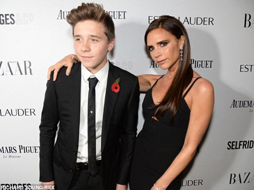 Sửng sốt con trai lớn của Victoria Beckham - 2