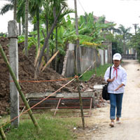 Tin tức trong ngày - Thái Bình: Sập tường rào, 3 HS thương vong