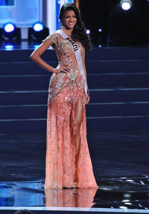 11 bộ đầm lộng lẫy nhất Miss Universe - 1