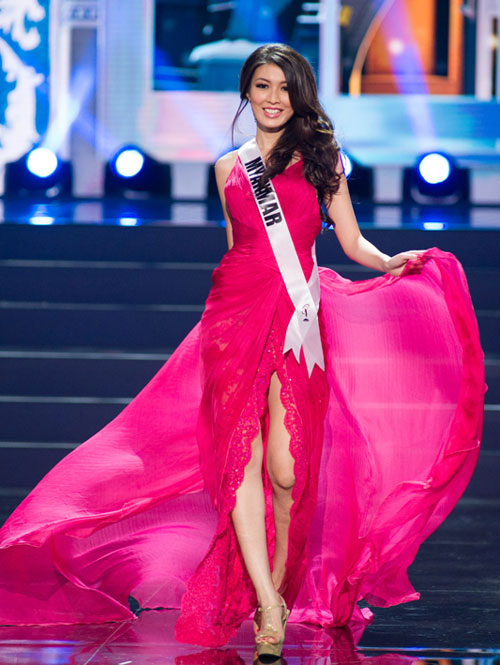 11 bộ đầm lộng lẫy nhất Miss Universe - 10