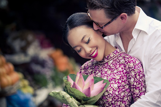 Độc giả các trang tin điện tử 'chấm điểm' cao cho bộ ảnh cưới của Đoan Trang bởi nét đằm thắm và thuần Việt trong từng shoot ảnh
