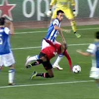 Bóng đá - A.Young ăn vạ tồi tệ hơn scandal Suarez