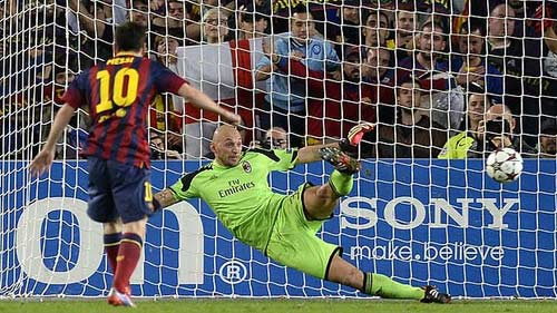 Khủng hoảng không có trong từ điển của Messi - 2