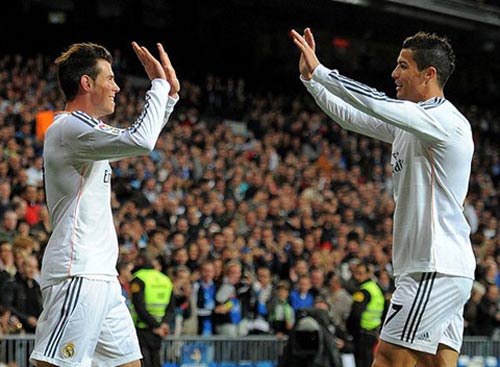 Ronaldo và Bale đang hạnh phúc bên nhau - 1