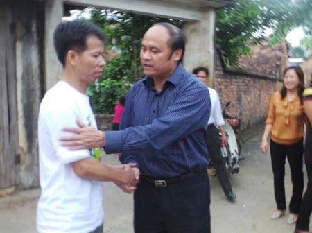 Tỉnh Bắc Giang xem xét hỗ trợ gia đình ông Chấn - 2