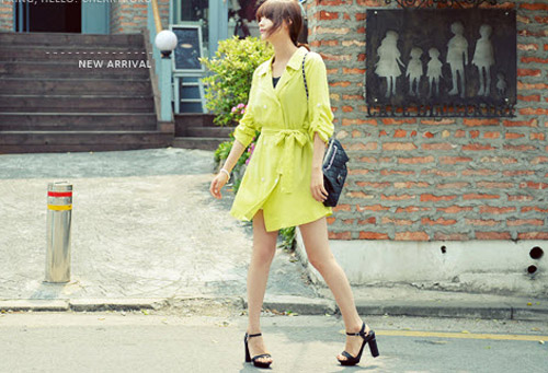 Trải nghiệm với áo khoác xanh neon mùa này - 9