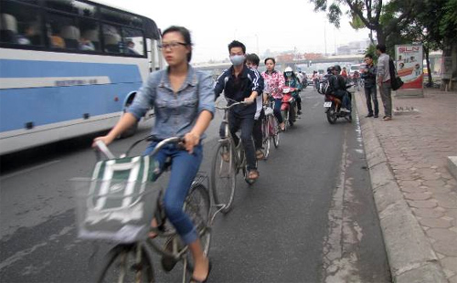 Giới trẻ: Nỗi sợ hãi của người đi đường - 4