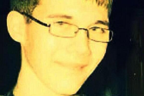 Mỹ: Bố nhờ "dạy", cảnh sát bắn chết con - 1