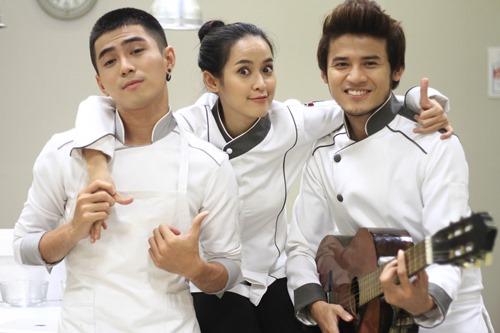 Will thích thú được rửa chén trong phim mới - 6