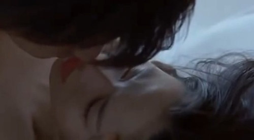 Những cảnh nóng không bị 'hứng đá' - 3
