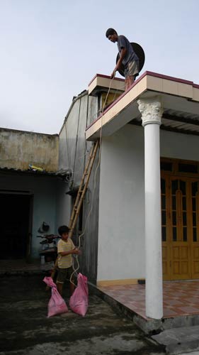 Dân miền Trung bắt đầu chạy siêu bão HaiYan - 7